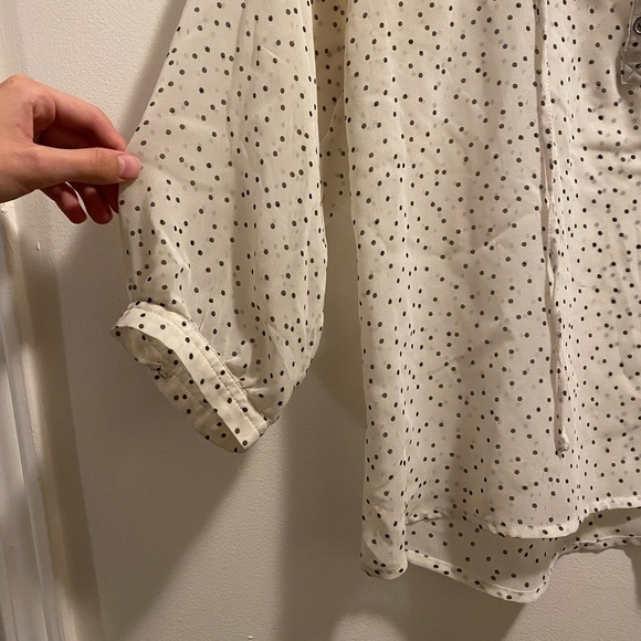 White polka dot sheer blouse - Picture 4 of 5